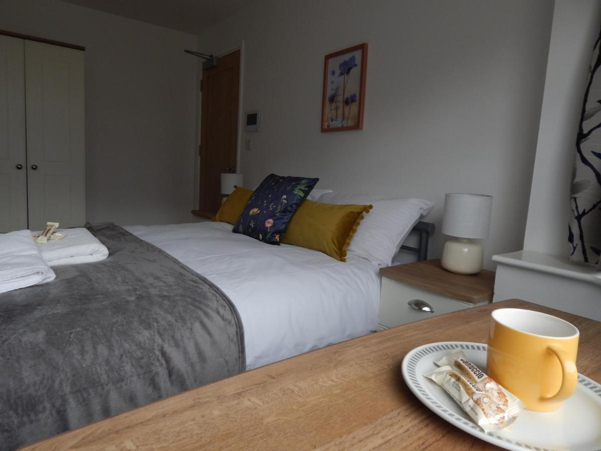 Modern, Well Located En-suite With Parking - Orbitat * Cambridge (Cambridgeshire)